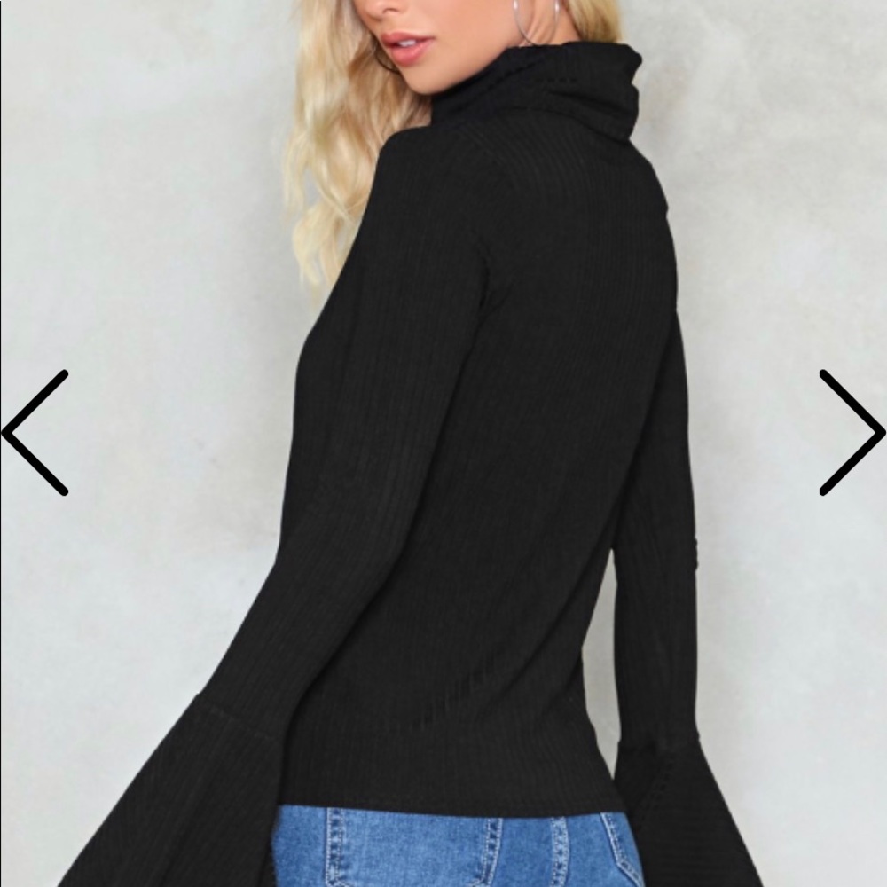 Nasty gal black turtleneck with flare sleeves - Picture 3 of 6